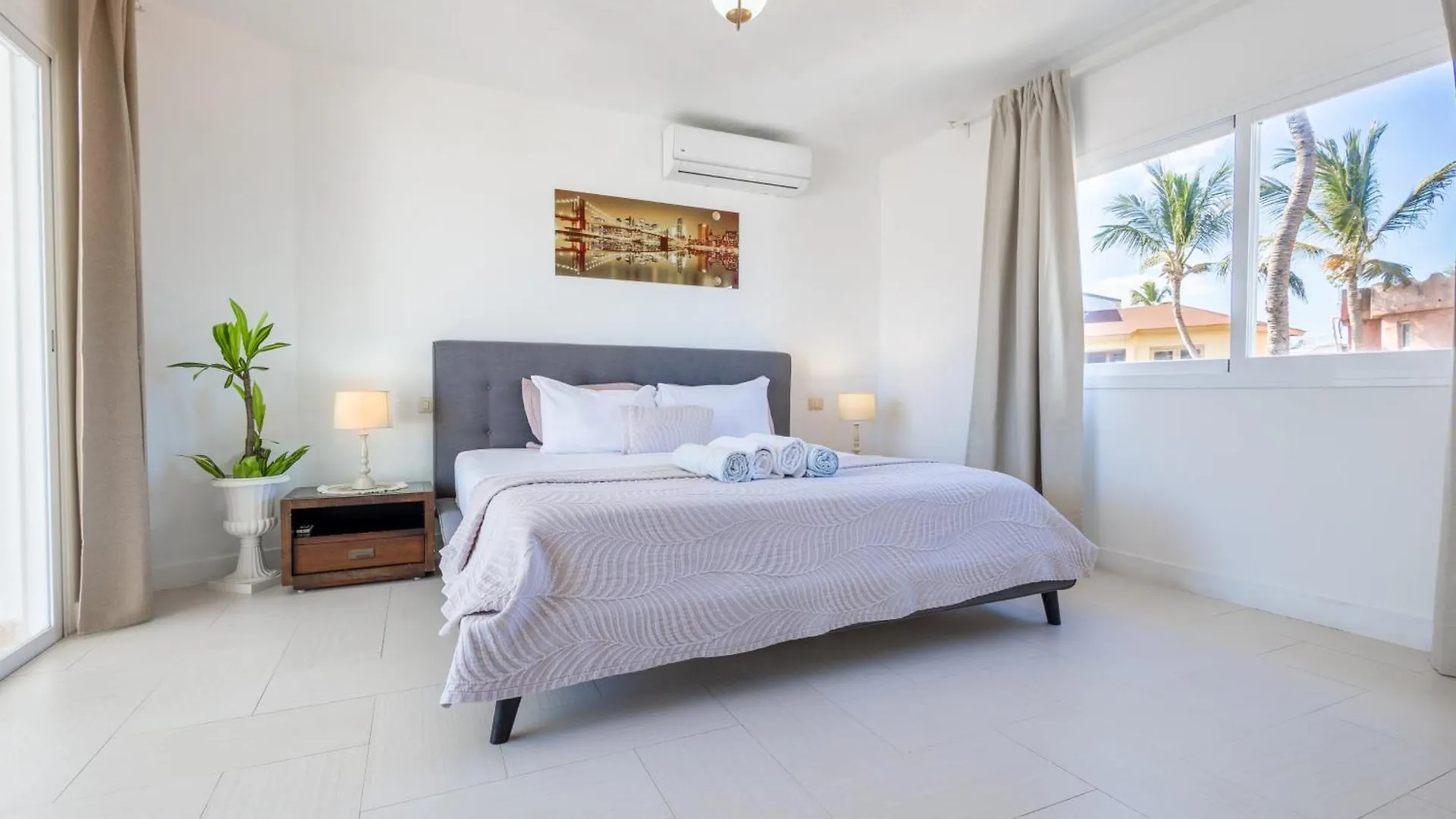 Beachfront Punta Cana Condo For Rent - Ocean View, Private Terrace, And Bbq